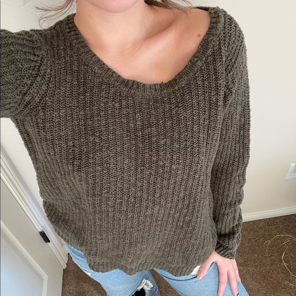 Brandy Melville Green Knit Sweater